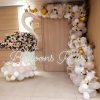 SWAN WITH ORGANIC ARCH