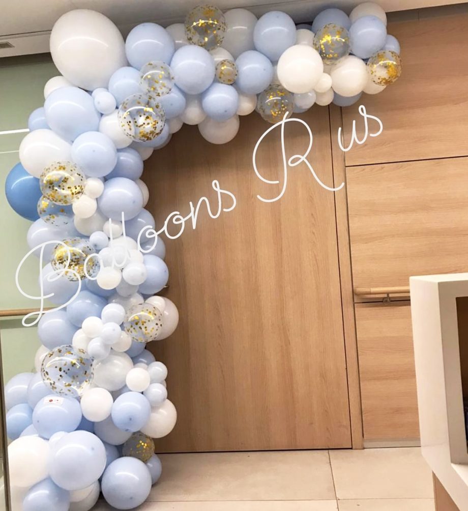 PASTEL ORGANIC ARCH WITH CONFETTI GOLD