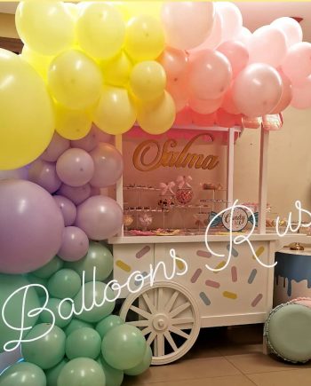 PASTEL BUBBLE ARCH