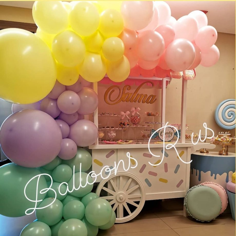 PASTEL BUBBLE ARCH