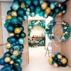 organic arch with circle stand