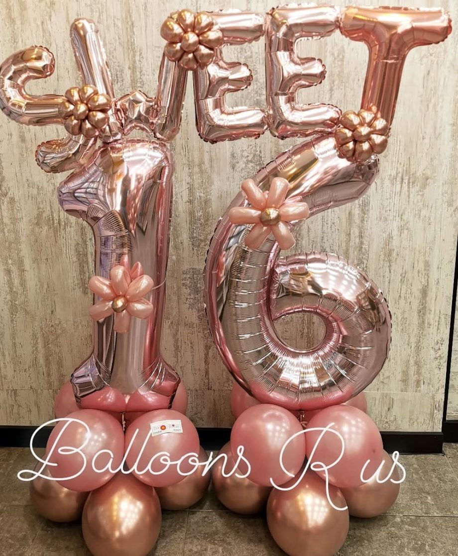 Sweet 16 arrangement