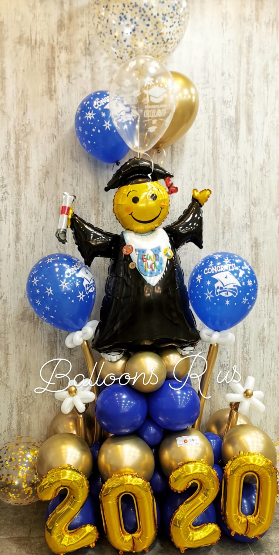 GRADUATION STAND