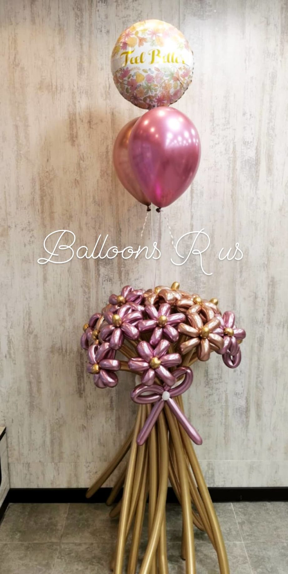 flowers bouquet with helium balloons