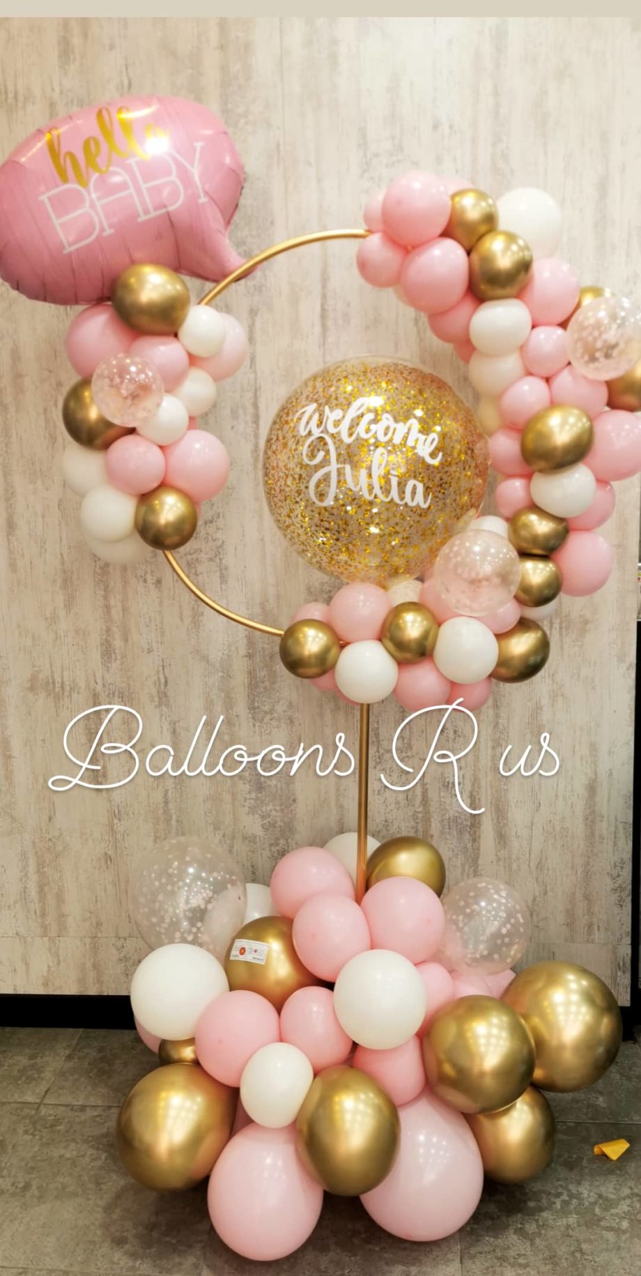 circle stand with customized name