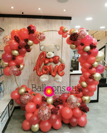 BIG SWING  OF BALLOONS AND FLOWERS
