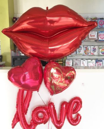 Kiss with loves