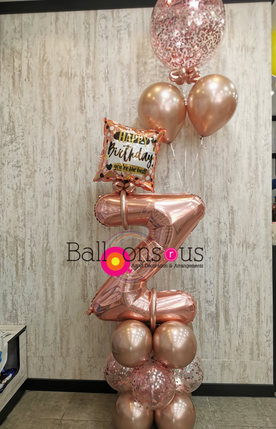 arrangement for birthday with big letter