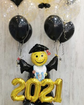 2021 Graduation Stand with big customized balloon