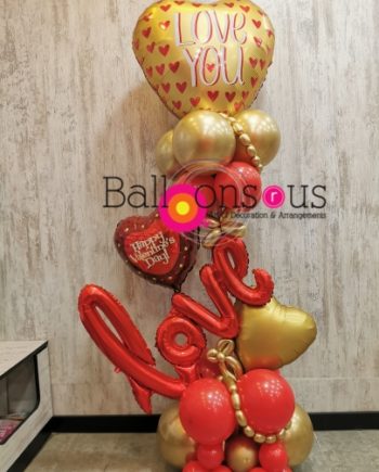 Love You stand with hearts balloons