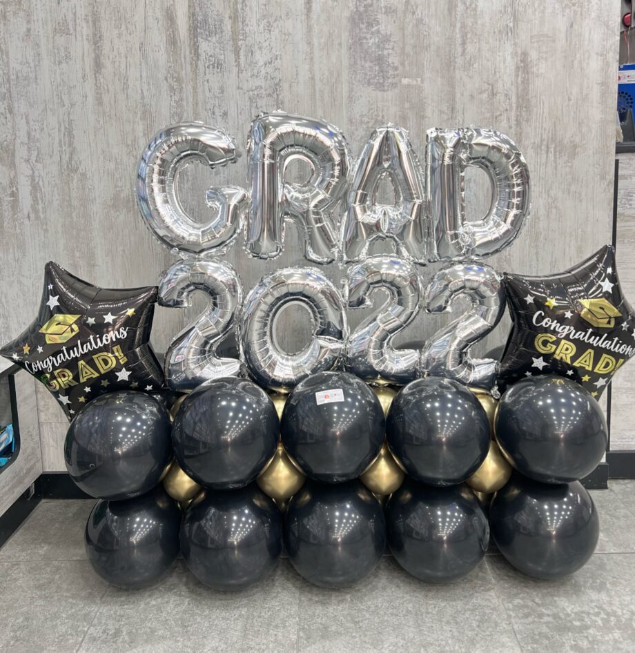 2022 Grad arrangement
